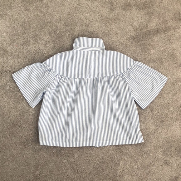 Stripe Patterned Placket Top - Picture 2 of 2